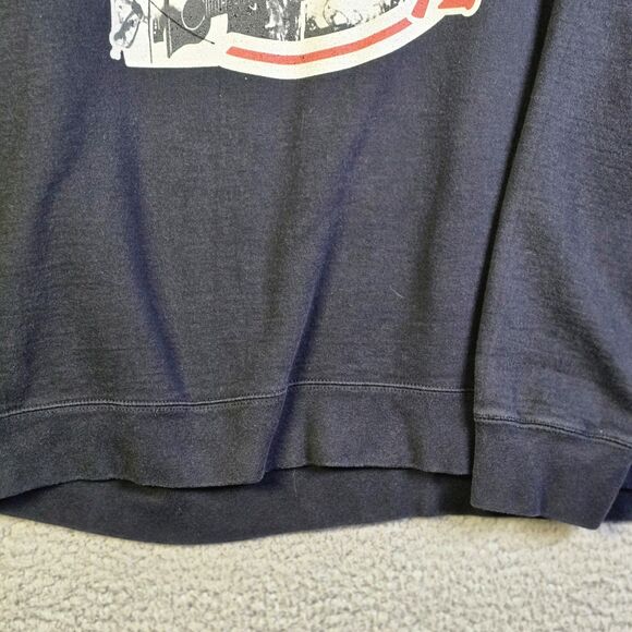 Dolly Parton Sweatshirt L Black Retro 70s Country Music Graphic Crewneck - Picture 8 of 11